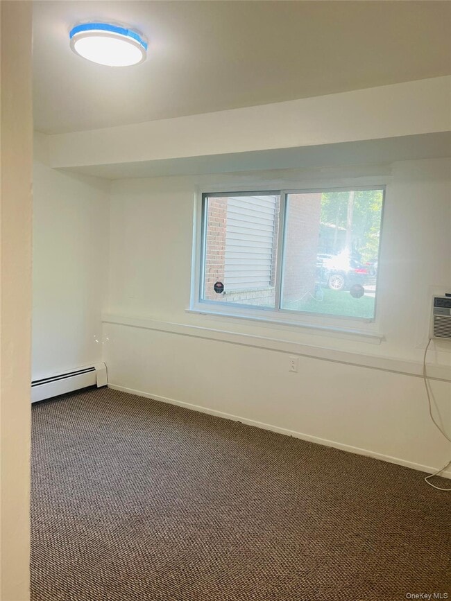 Building Photo - 19 Tanager Rd