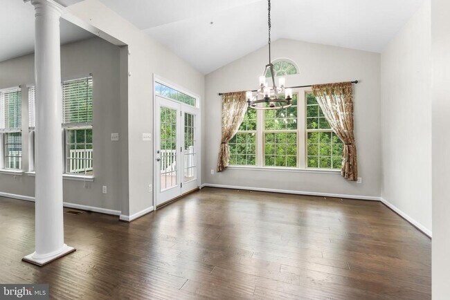Building Photo - 7570 Arundel Woods Dr