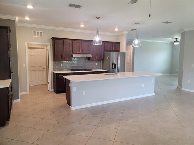 Building Photo - 8245 SW 78th Terrace Rd