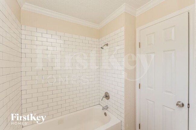 Building Photo - 5447 Timpani Dr