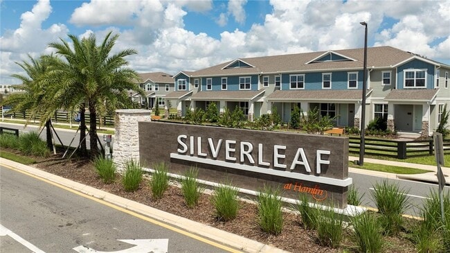 Building Photo - 16350 Hamlin Vw St