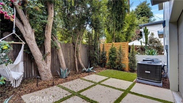 Building Photo - 1347 Seward St