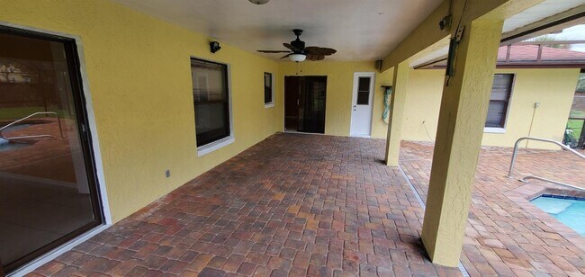 Building Photo - 780 Americana Ct