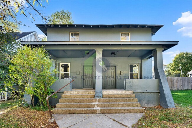 Primary Photo - 724-724 Adams St SE