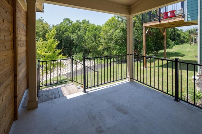 Building Photo - 213 Bridgeford Dr