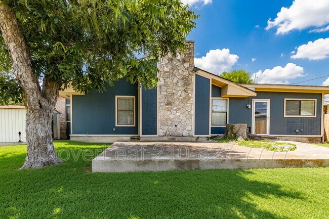 Building Photo - 3503 Clearfield Dr