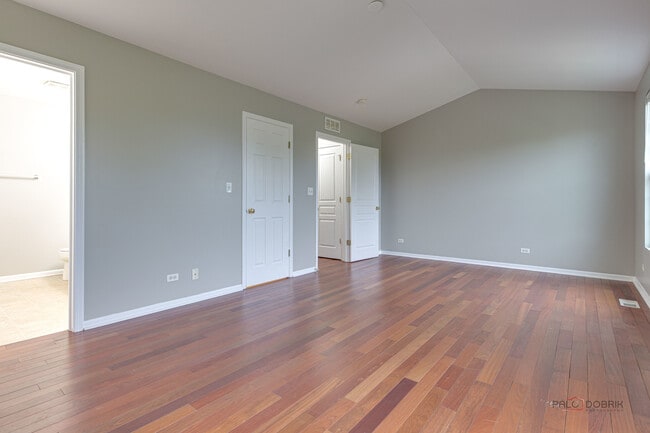 Building Photo - 496 Belvedere Ln