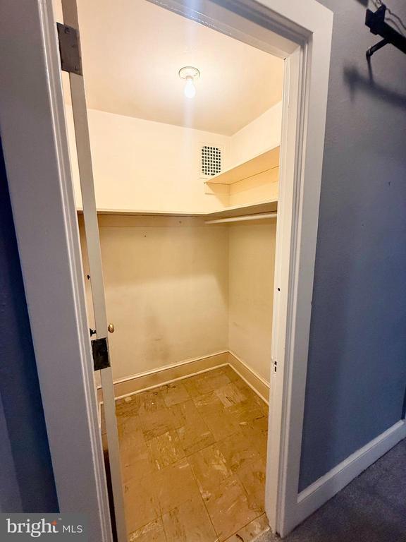 Building Photo - 27 N Hanover St