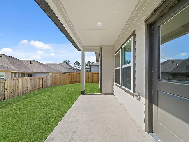 Building Photo - 11975 Wisteria Mdws Dr