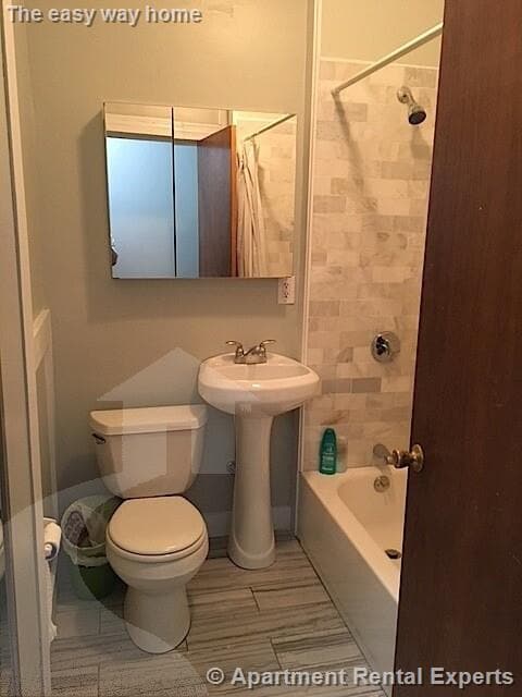 Building Photo - 220 Prospect St