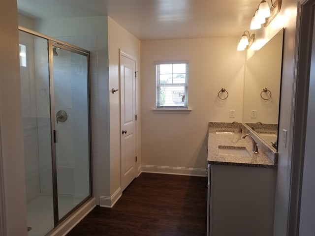 Building Photo - 264 Makenna Dr