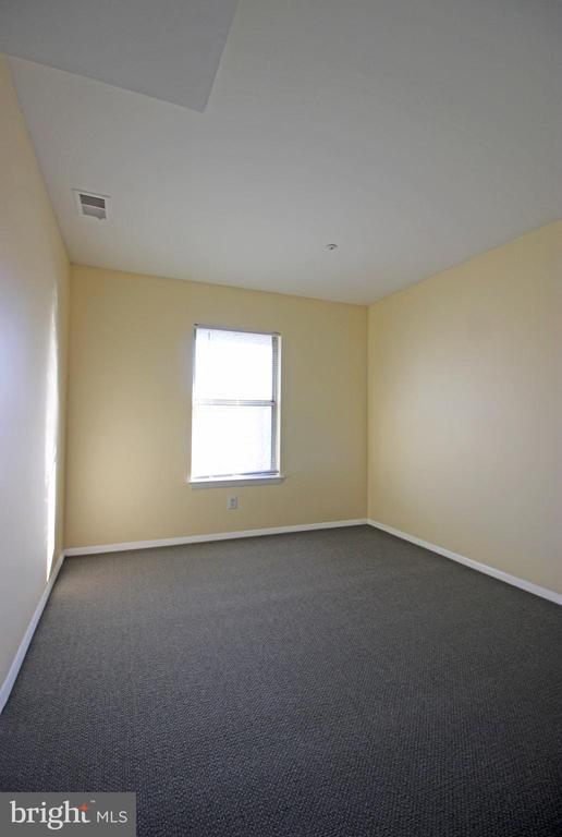 Building Photo - 7900 Coriander Dr