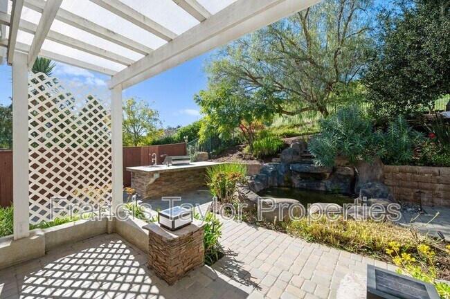 Building Photo - 285 Oak Valley Ln