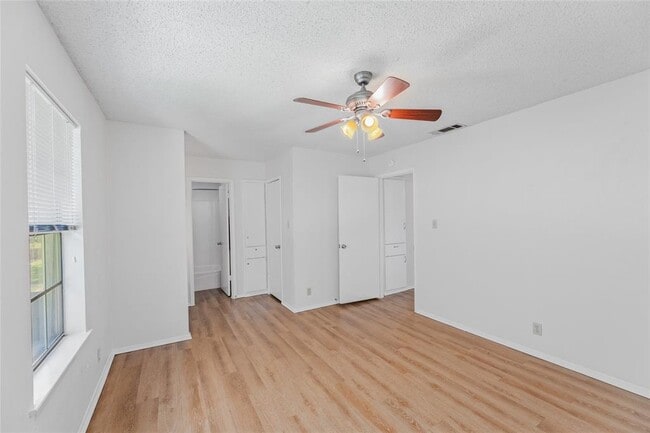 Building Photo - 1859 Coronado Hills Dr