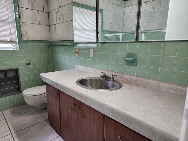 Building Photo - 4910 Ralls Dr