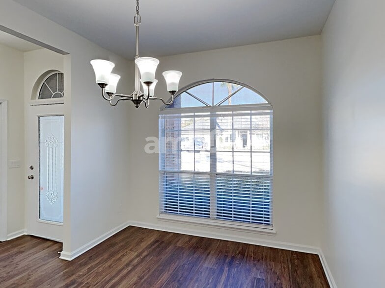 Building Photo - 245 Carolina Jasmine Ln