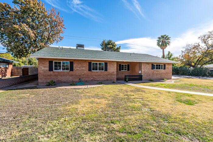 Building Photo - 5201 N 18th Pl