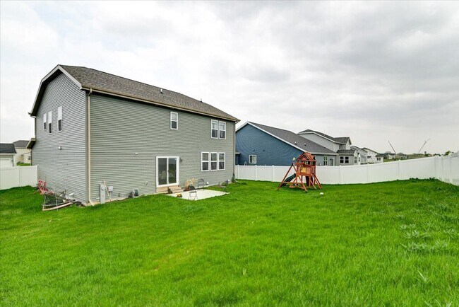Building Photo - 2583 Dogwood Ln