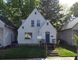 Building Photo - 608 N Sandusky St