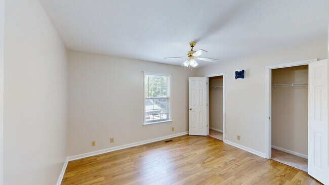 Building Photo - Spacious 3 Bedroom Home in Ashland City!