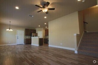 Building Photo - Little Piece of HEAVEN~3/2.5 Home w/ Open ...