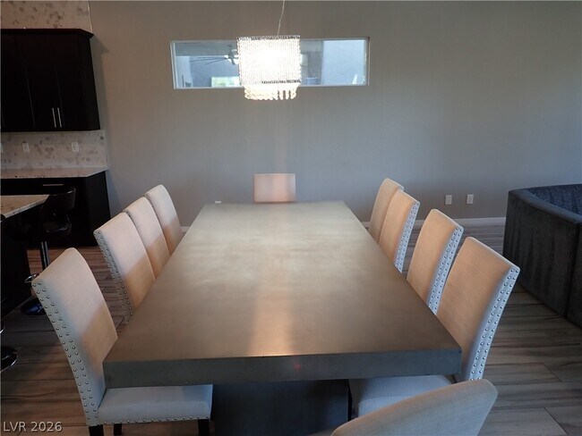 Building Photo - 10226 Jade Gardens Dr