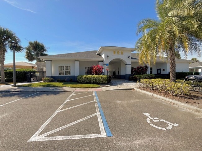 Building Photo - 6464 S Goldenrod Rd