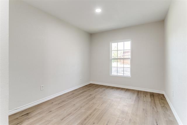 Building Photo - 17402 Oakington Ct
