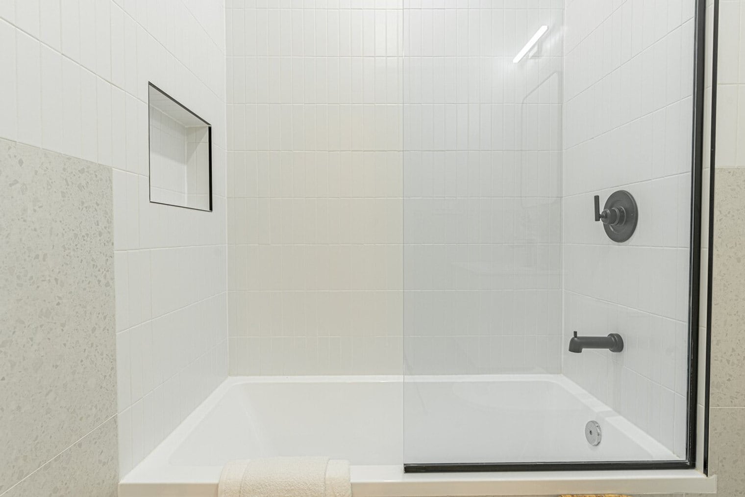 Building Photo - 207 Cooper St