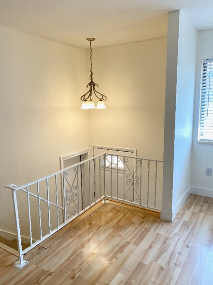 Building Photo - 2747 Leisure Dr