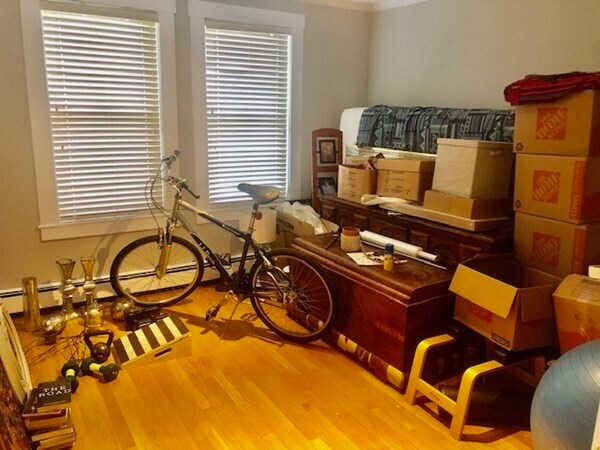 Building Photo - 5 Bearse Ave