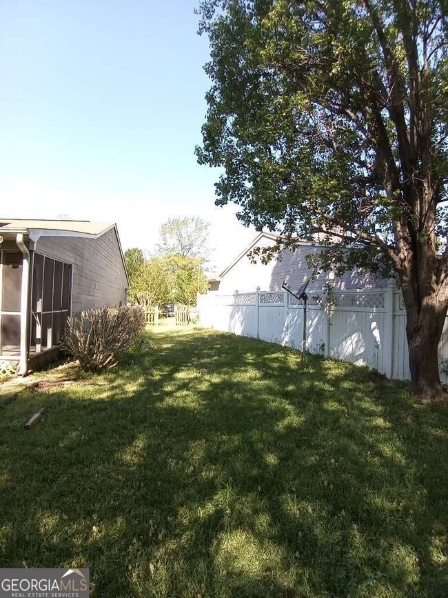 Building Photo - 209 Johns Ct