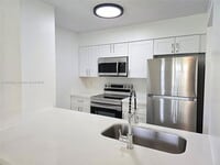 Building Photo - 2890 N Oakland Forest Dr
