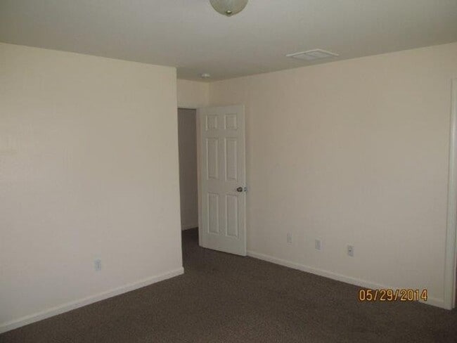 Building Photo - 11805 Holabird Ave