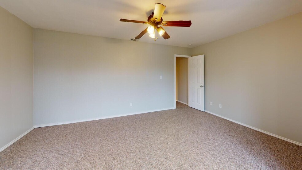 Building Photo - 1107 Fox Sparrow Cove