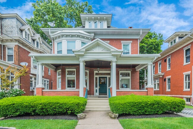 Primary Photo - 2223 N 2nd St