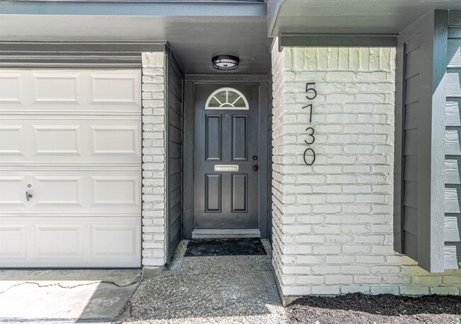 Building Photo - 5730 Alvarado Dr