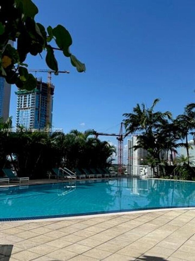 Building Photo - 888 Biscayne Blvd