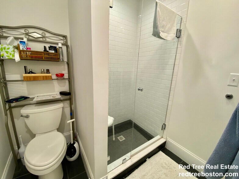 Building Photo - 405 S Huntington Ave