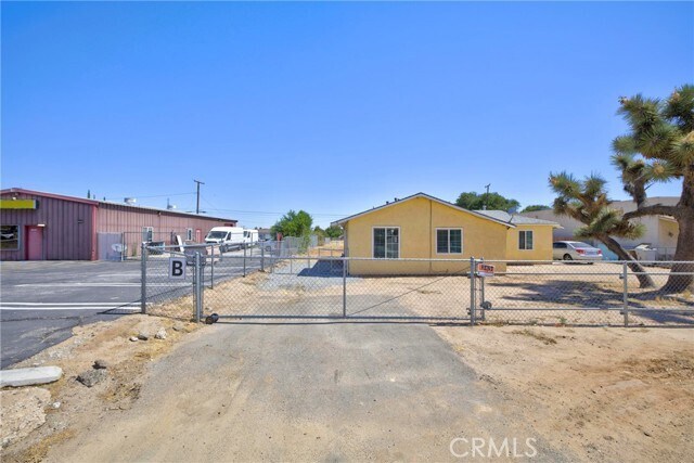 Building Photo - 15990 Yucca St