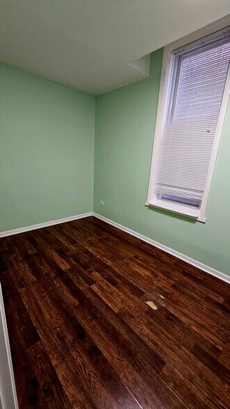 Building Photo - 3721 S Honore St