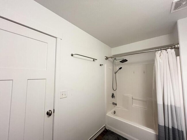 Building Photo - 3546 Terra Sol Dr