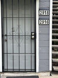 Building Photo - 2920 Filbert St