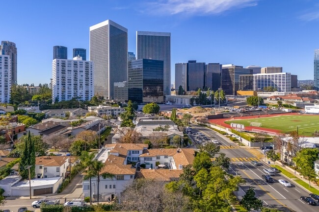 Building Photo - 9756 W Olympic Blvd