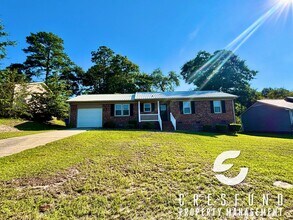 Building Photo - Charming 3 BR for Rent in Jack Britt School District