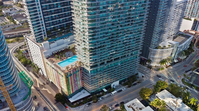 Building Photo - 1300 S Miami Ave