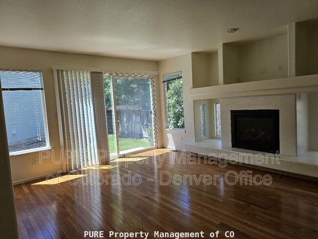 Building Photo - 1298 Braewood Ave