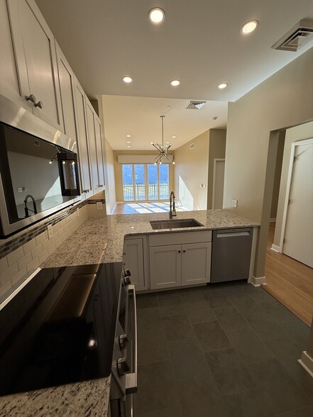 Building Photo - 530 Harlan Blvd