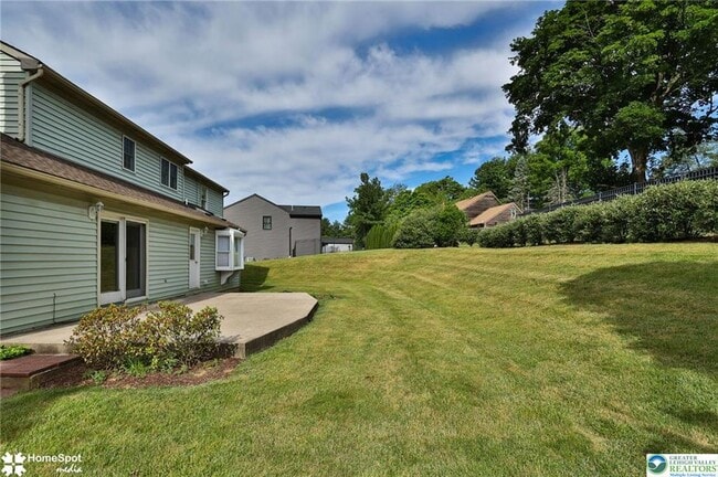 Building Photo - 4059 Wedgewood Rd