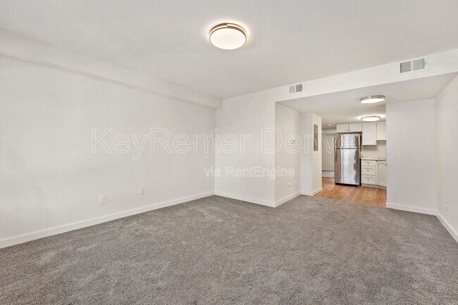 Building Photo - 1885 S Quebec Way